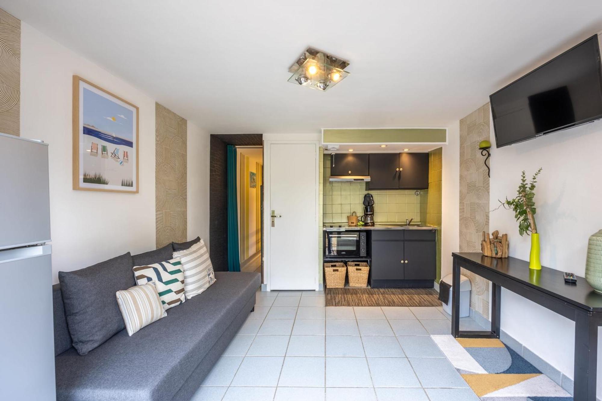 Studio Hastings Gcm Grandcamp-Maisy Εξωτερικό φωτογραφία